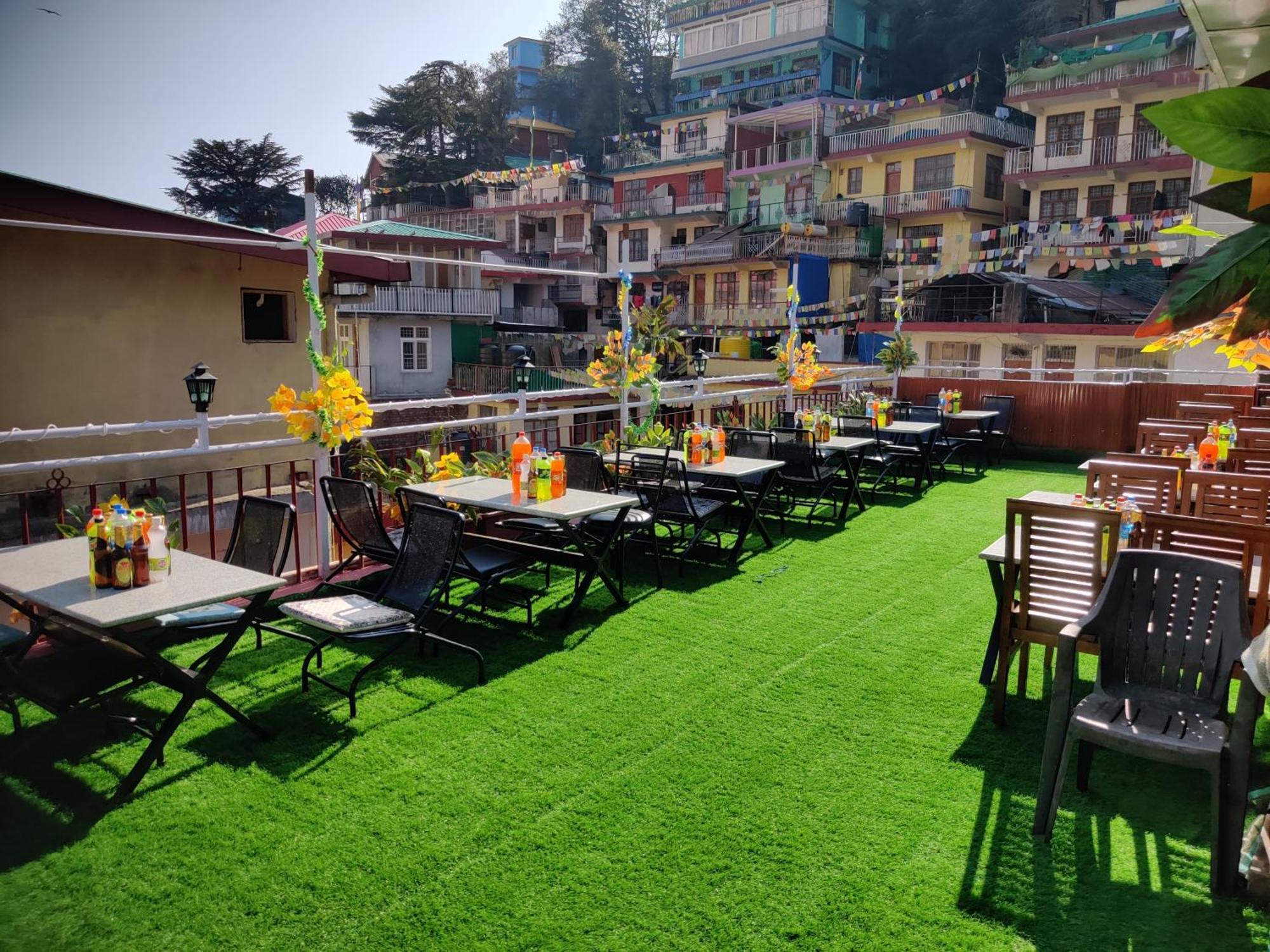 Hotel Akash - Luxury Hotel In Mcleodganj McLeod Ganj Exterior foto